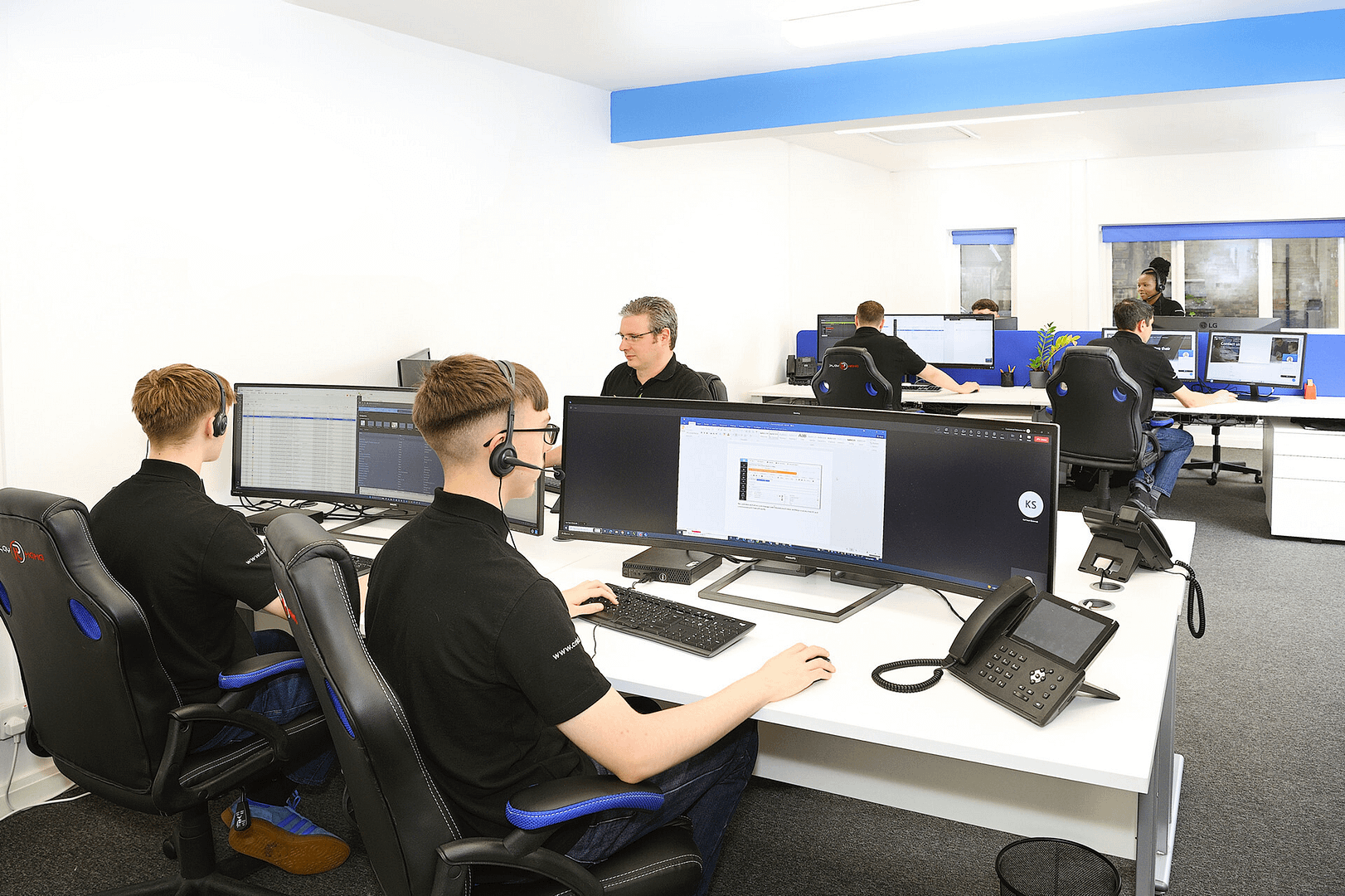 Expert Business IT Support Solutions - NEW 5 Commercial Networks Office